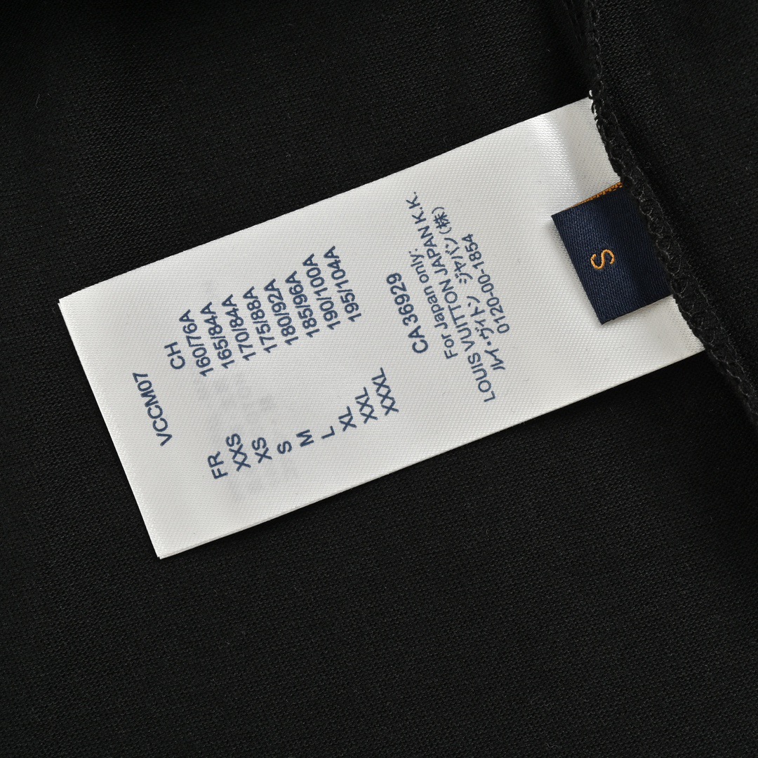 Louis Vuitton/路易威登 小飞机字母logo印花短袖-Chinese UA Cheap High Quatity Brand Clothes Bags handbags Sneakers wholesale wholesaler seller from China Factory suppliers Fashion Clothing Shoes best Quality Beautiful Price Louis Vuitton/路易威登 小飞机字母logo印花短袖