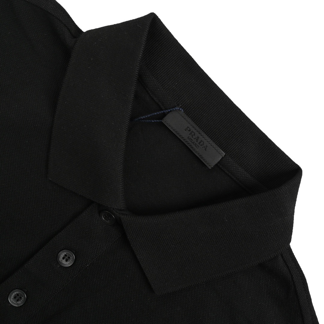 Prada/普拉达 24ss 红色饰条尼龙口袋Polo短袖 胸前经典红色皮标字母logo