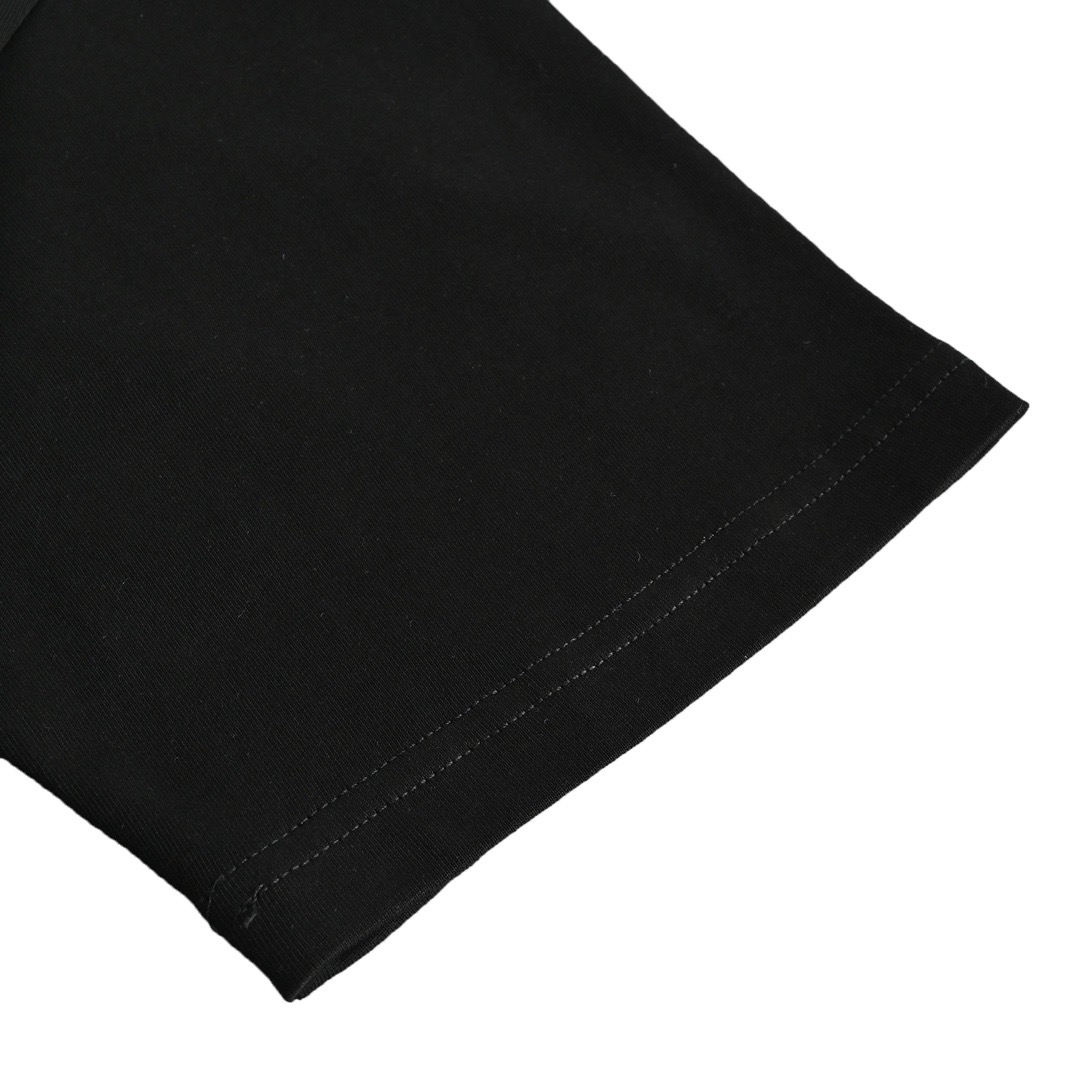 Balenciaga/巴黎世家 经典锁扣印花短袖-Chinese UA Cheap High Quatity Brand Clothes Bags handbags Sneakers wholesale wholesaler seller from China Factory suppliers Fashion Clothing Shoes best Quality Beautiful Price Balenciaga/巴黎世家 经典锁扣印花短袖