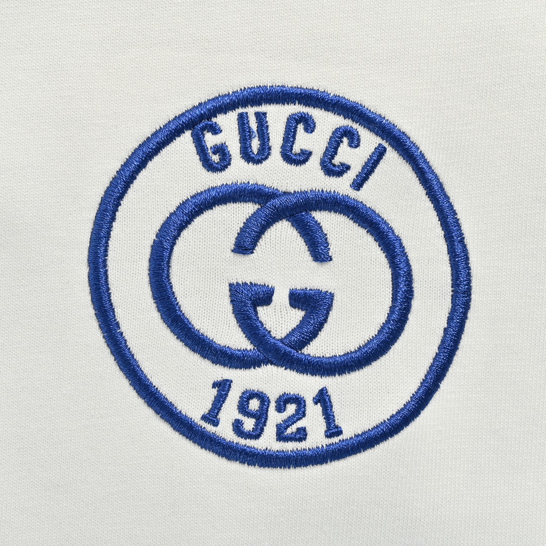 Gucci /古驰 23ss 1921刺绣logo撞色短袖-Chinese UA Cheap High Quatity Brand Clothes Bags handbags Sneakers wholesale wholesaler seller from China Factory suppliers Fashion Clothing Shoes best Quality Beautiful Price Gucci /古驰 23ss 1921刺绣logo撞色短袖
