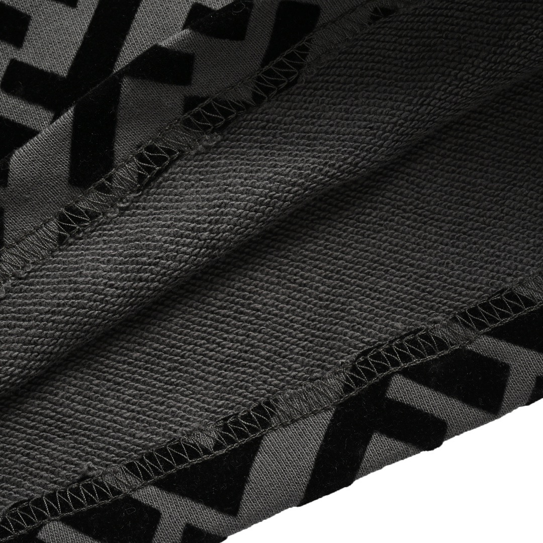 Fendi/芬迪 24ss FF植绒斜纹字母短裤 白色 灰色 黑色