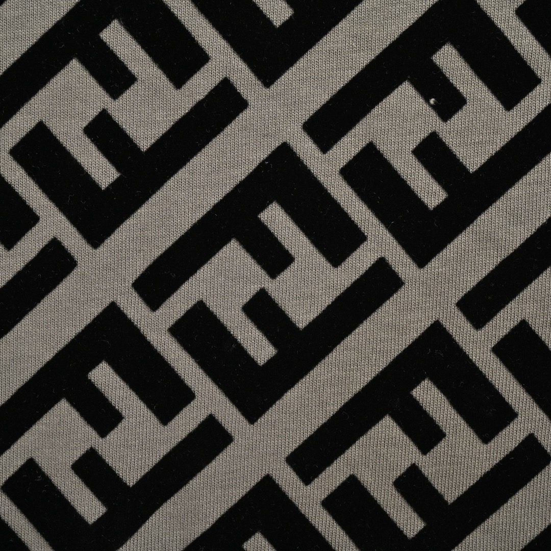 Fendi/芬迪 24ss FF满印植绒短袖-Chinese UA Cheap High Quatity Brand Clothes Bags handbags Sneakers wholesale wholesaler seller from China Factory suppliers Fashion Clothing Shoes best Quality Beautiful Price Fendi/芬迪 24ss FF满印植绒短袖