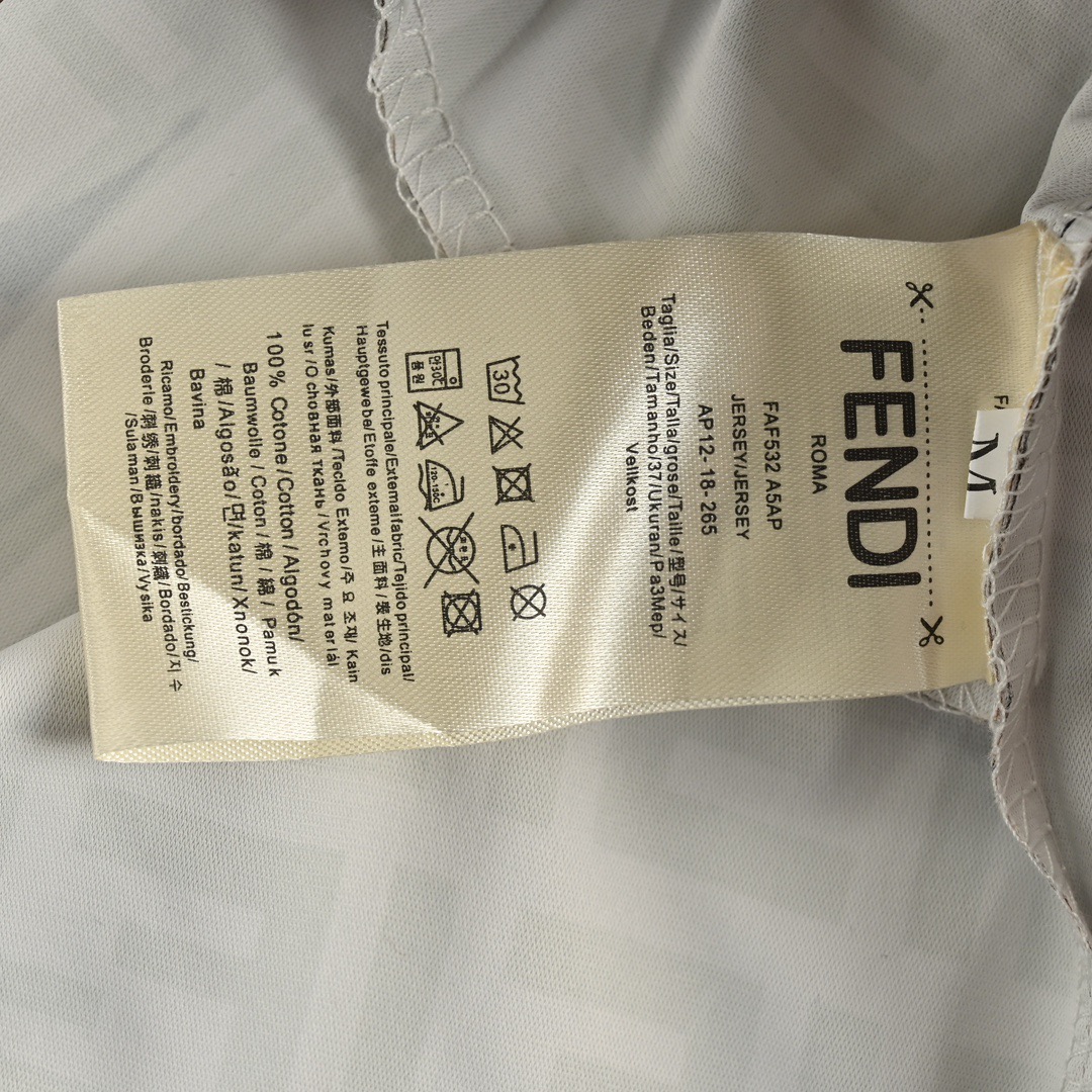 Fendi/芬迪 24ss FF满印沙滩短裤 FF满印短裤进口高支高密的全棉梭织面料
