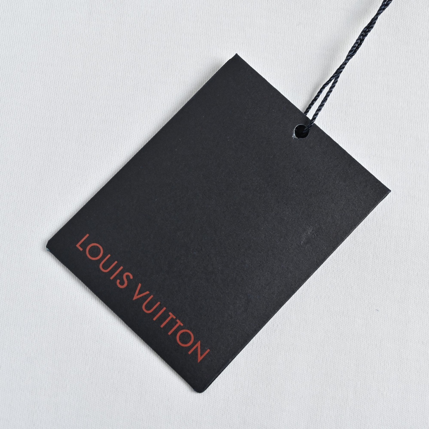 Louis Vuitton/路易威登 经典胸口刺绣小标短袖