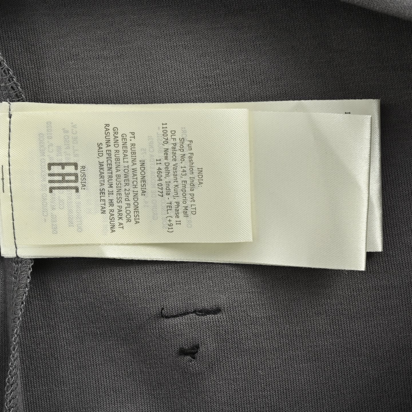 Fendi/芬迪 25ss 口袋拉链印花短袖 fendi新款短袖圆领宽松T恤