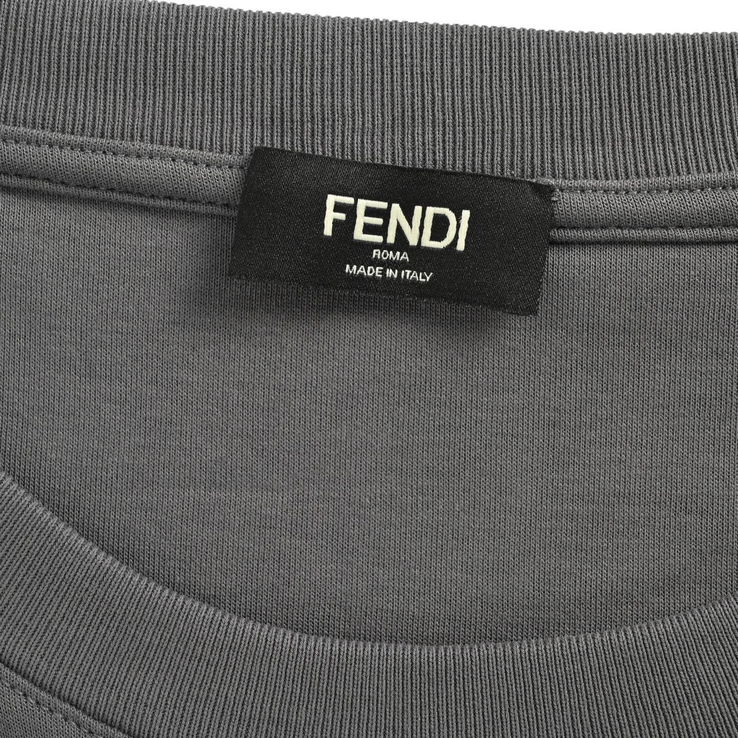 Fendi/芬迪 25ss 口袋拉链印花短袖 fendi新款短袖圆领宽松T恤