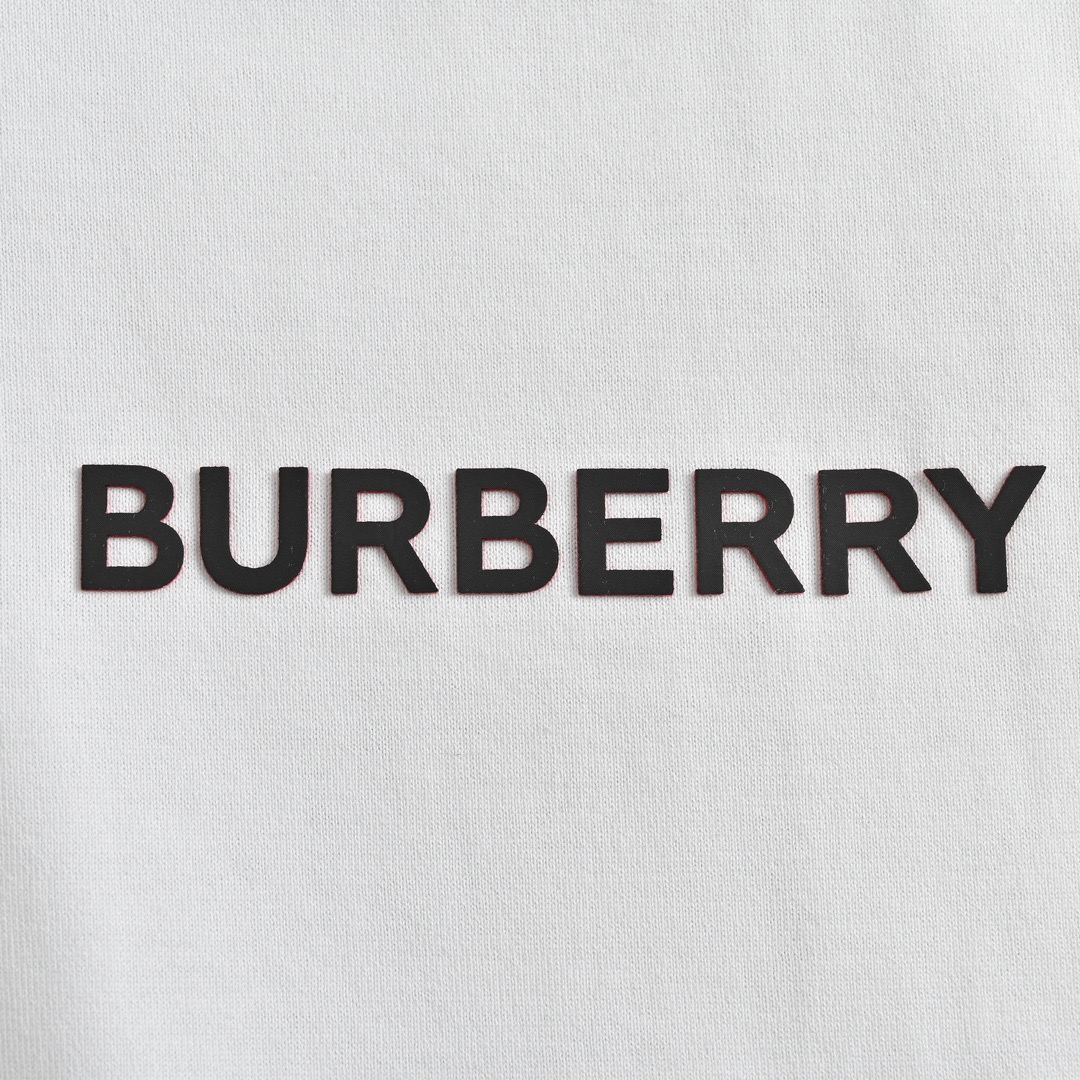 Burberry/巴宝莉 23ss 压胶字母小标印花短袖