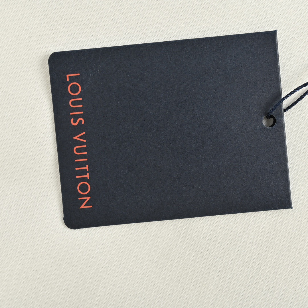 Louis Vuitton/路易威登 24ss 胸口刺绣字母短袖