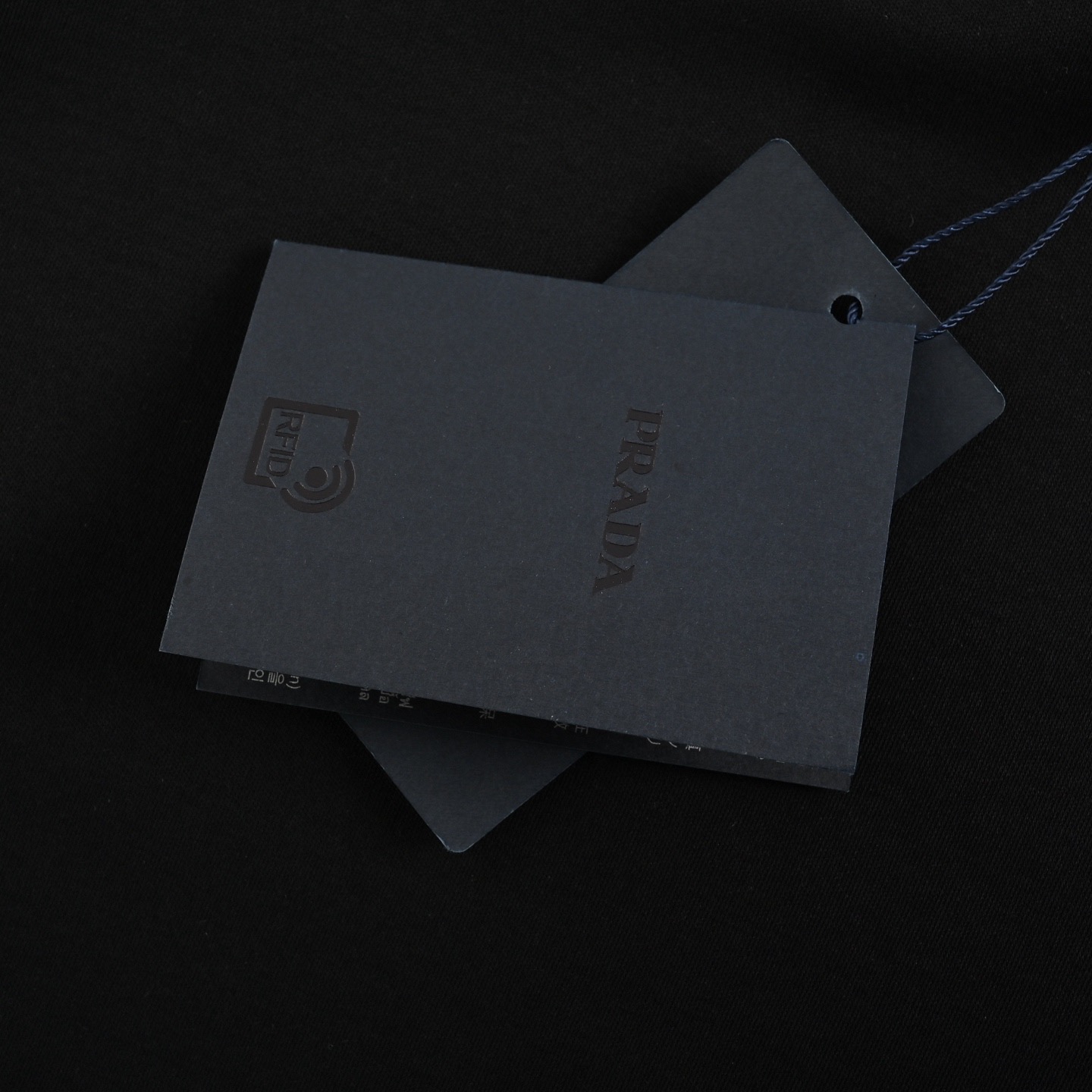 Prada/普拉达 25ss 胸口刺绣贴布徽标短袖