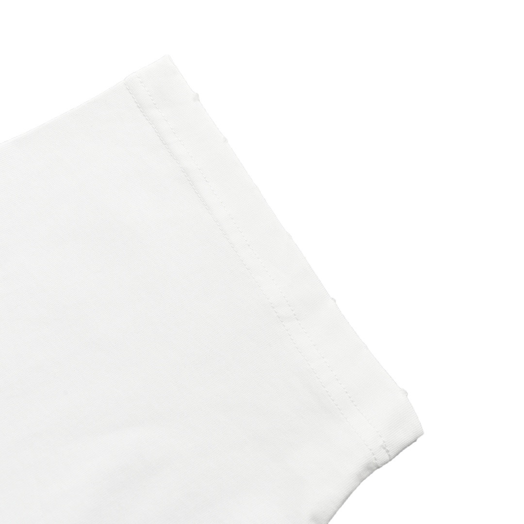 Balenciaga/巴黎世家 24ss 前后模糊字母印花短袖-黑色