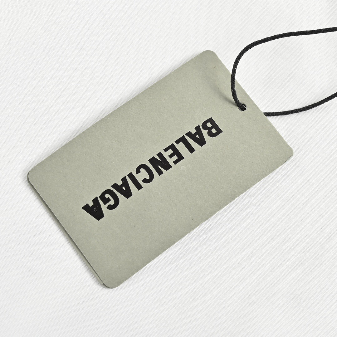 Balenciaga/巴黎世家 24ss 前后模糊字母印花短袖-黑色