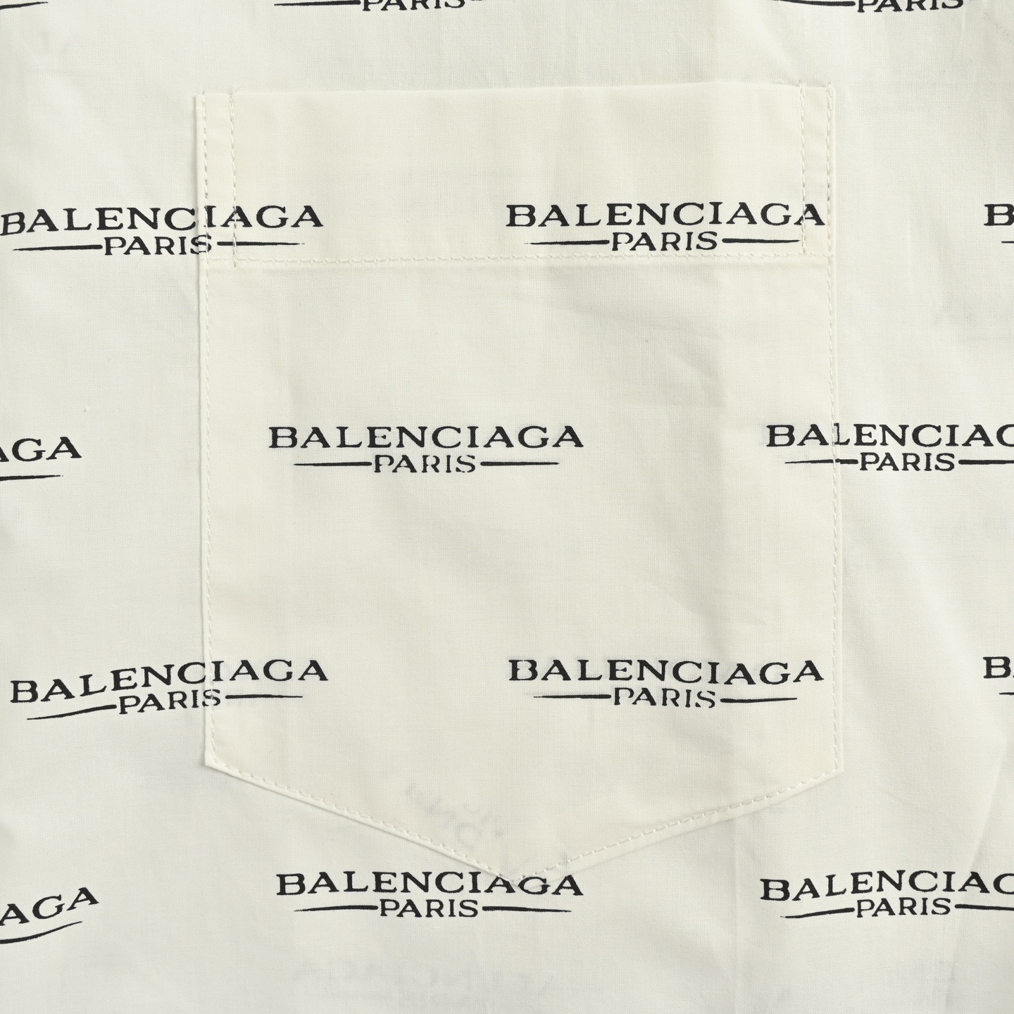 Balenciaga/巴黎世家 25ss 满印字母徽标短袖衬衫