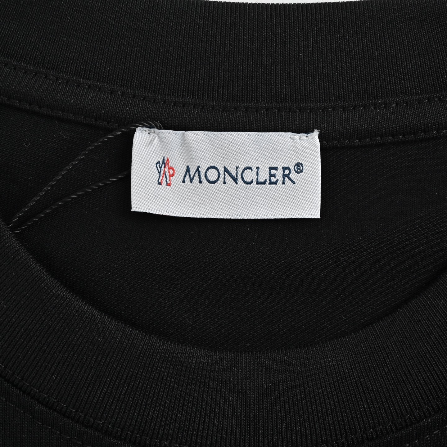 Moncler/蒙口 25ss 刺绣logo短袖