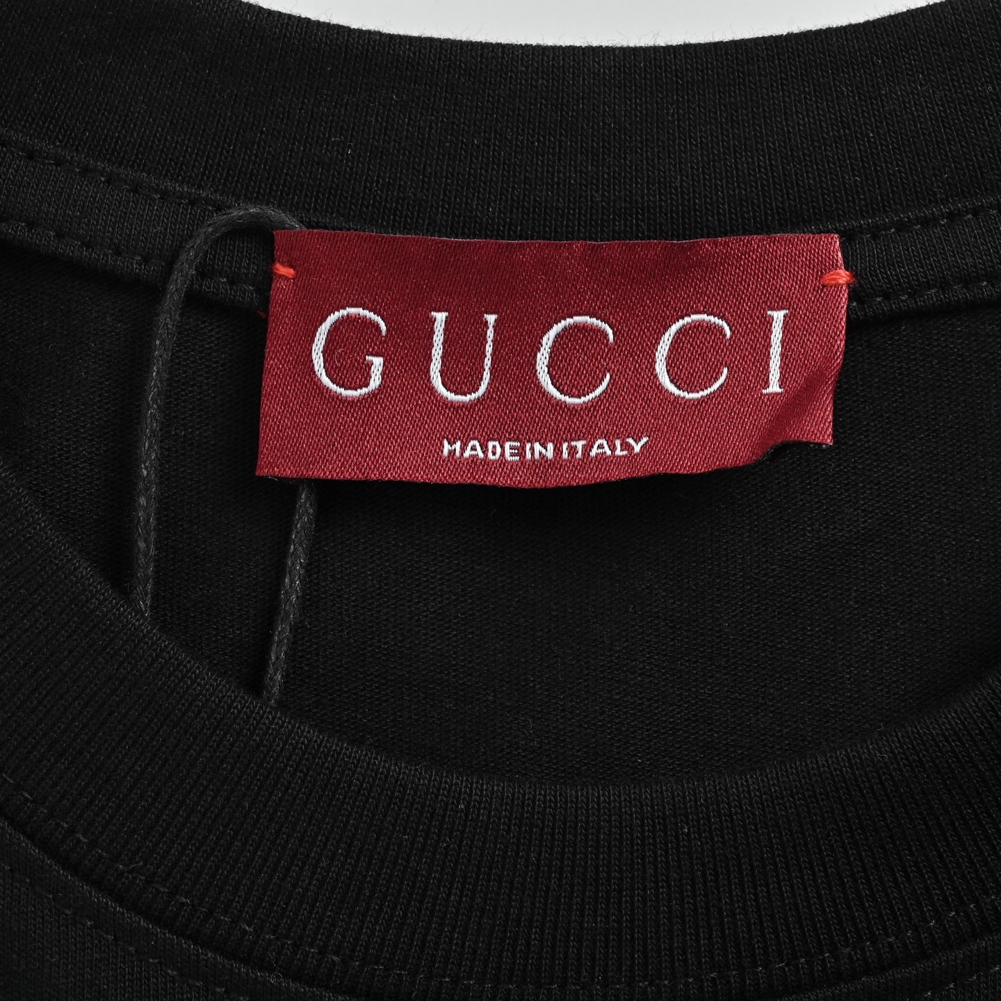 Gucci/古驰 25ss 烫钻字母logo短袖 黑色 白色