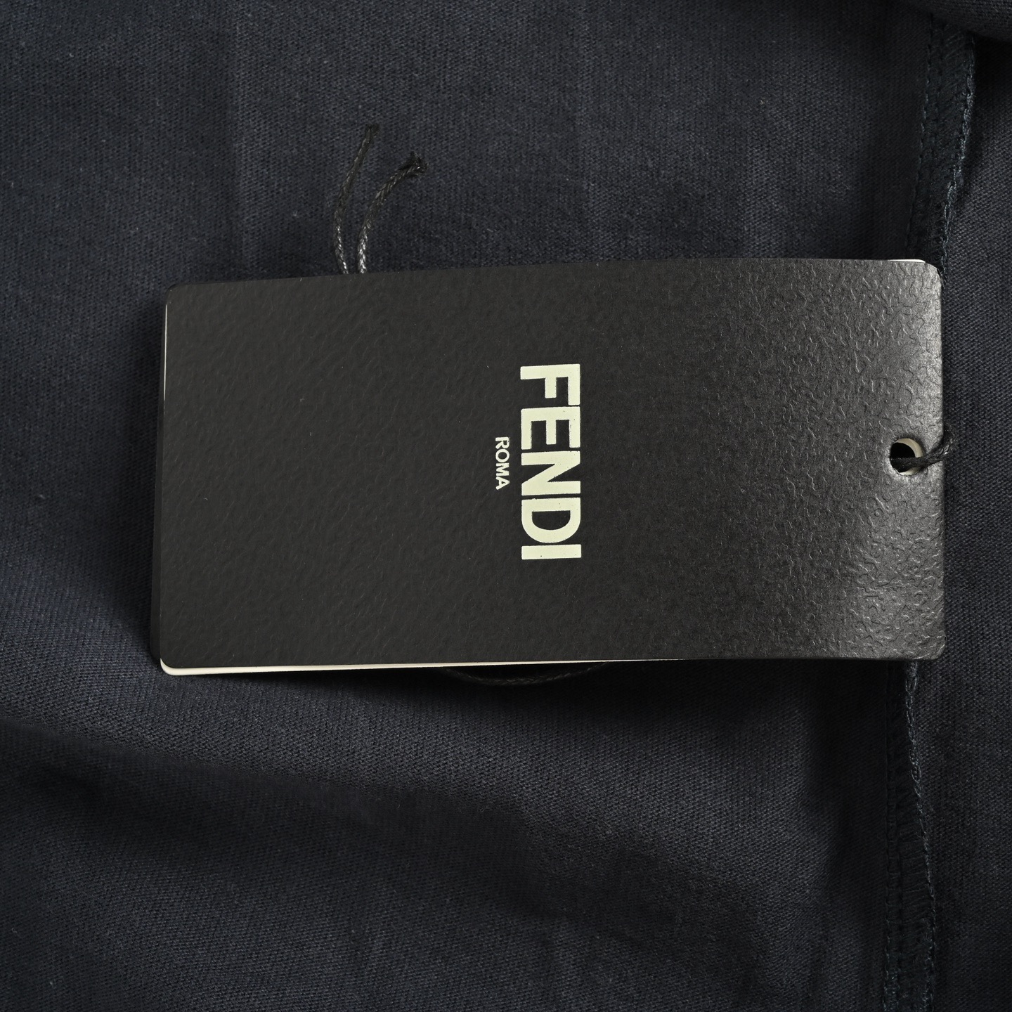 Fendi/芬迪 25ss 暗纹刺绣字母logo短袖