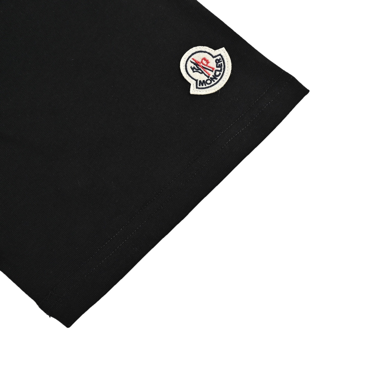 Moncler/蒙口 25ss 胸口压胶logo印花短袖