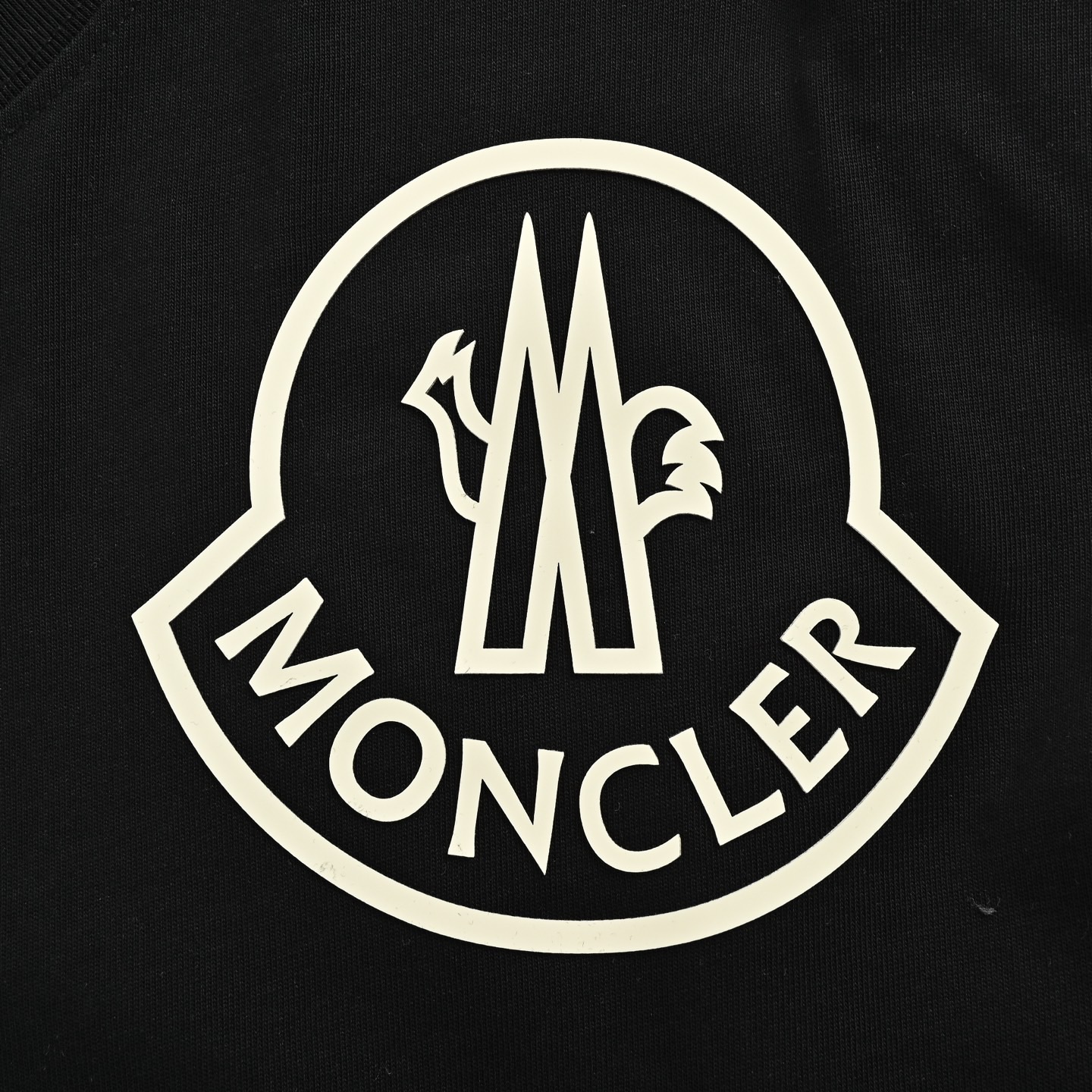 Moncler/蒙口 25ss 胸口压胶logo印花短袖