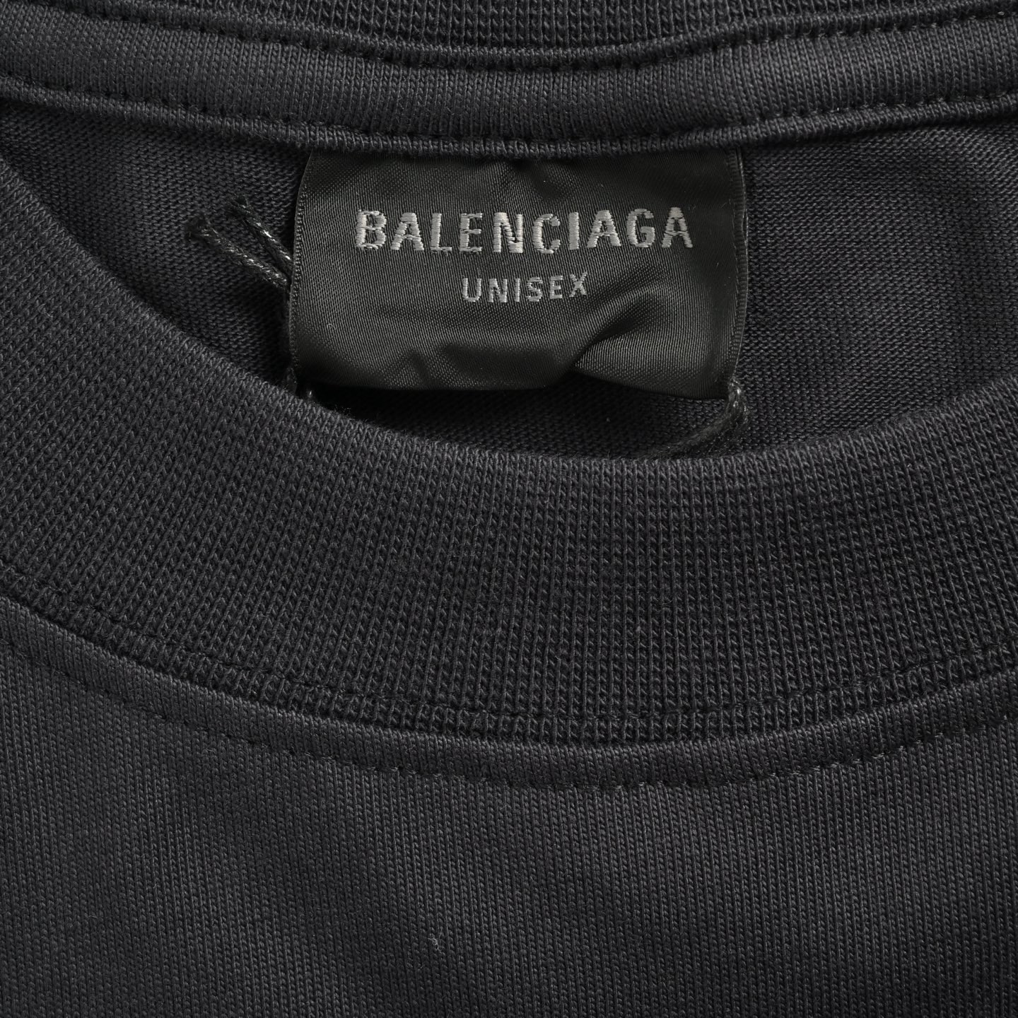 Balenciaga/巴黎世家 25ss NOVARA做旧印花短袖
