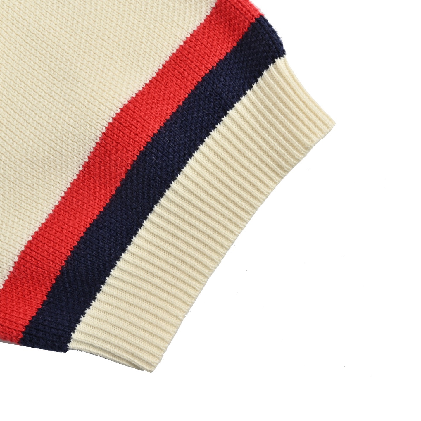 Gucci/古驰 胸口双G刺绣拼接Polo针织短袖 象牙白色针织棉 红蓝嵌花 互扣式双G刺绣贴饰