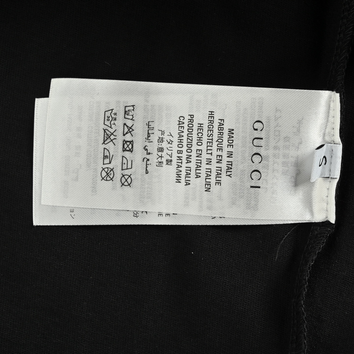 Gucci/古驰 25ss 胸口字母徽章印花短袖 黑色 白色