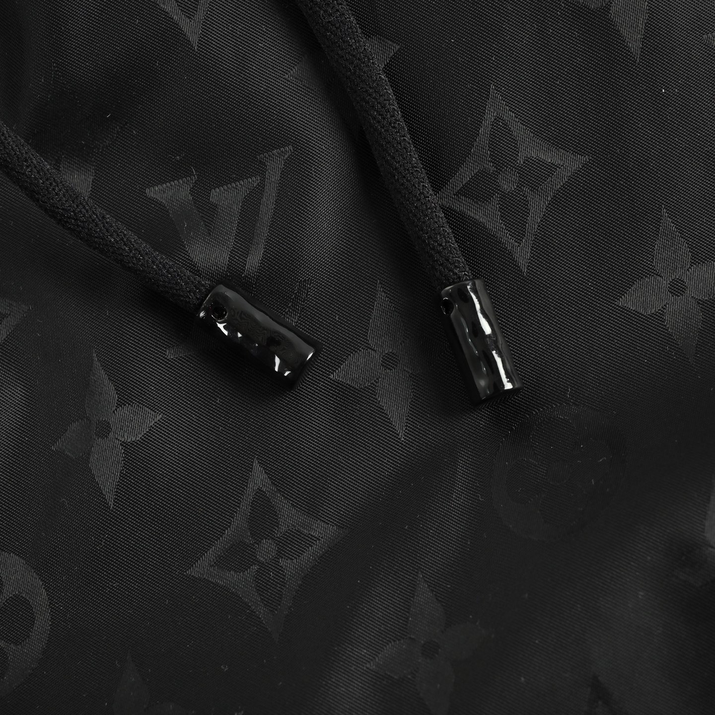 Louis Vuitton/路易威登 经典暗纹老花提花沙滩短裤 黑色