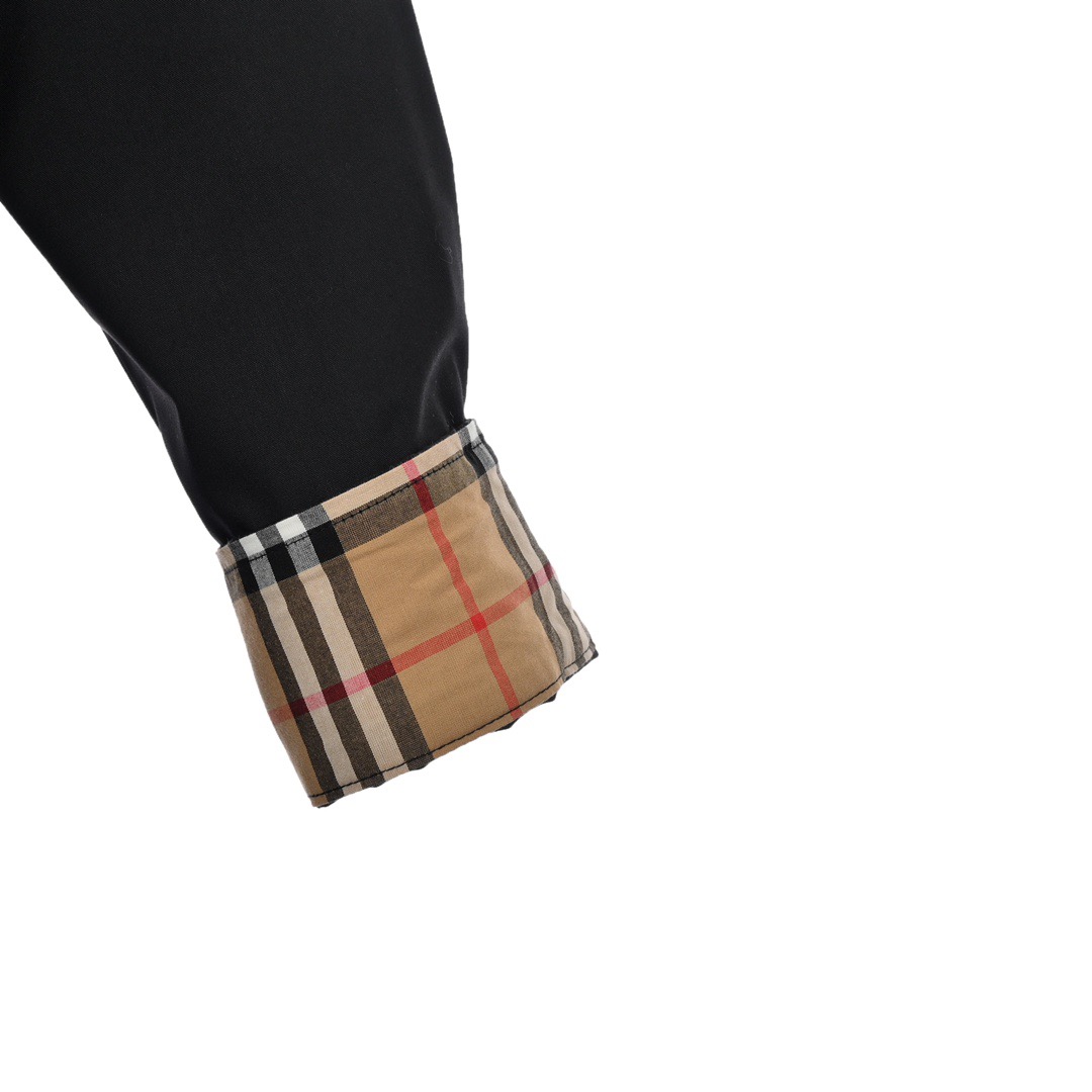 Burberry/巴宝莉 22ss 袖口格纹刺绣小标衬衫