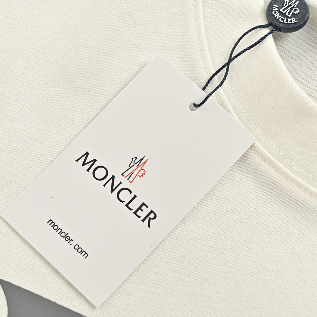 MONCLER/蒙口 24ss 植绒字母logo印花短袖