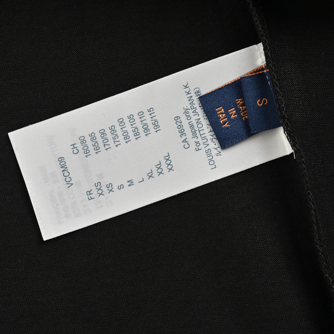 Louis Vuitton/路易威登 24ss 口袋老花浮雕压花短袖