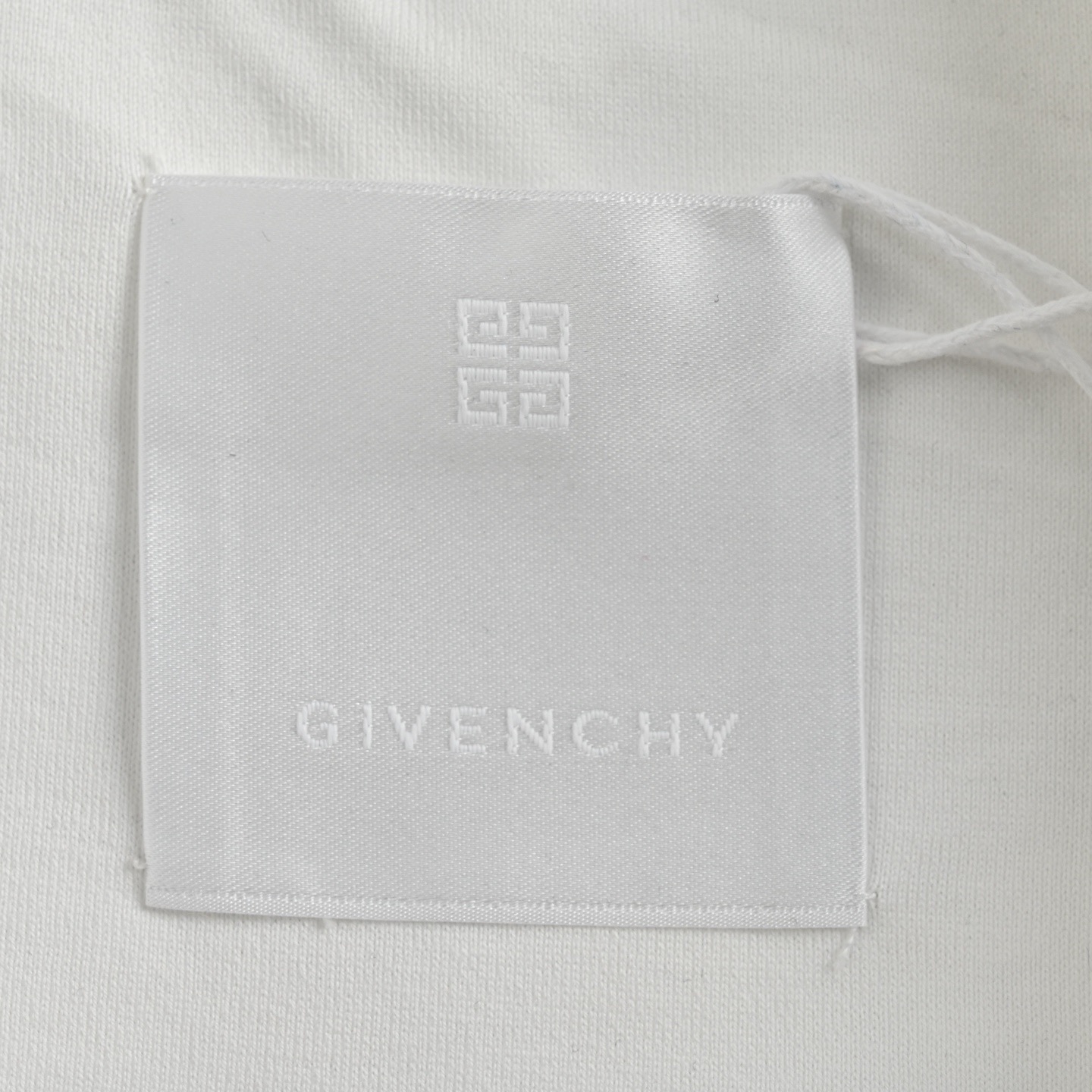 GIVENCHY/纪梵希 25ss 艺术雕塑印花短袖
