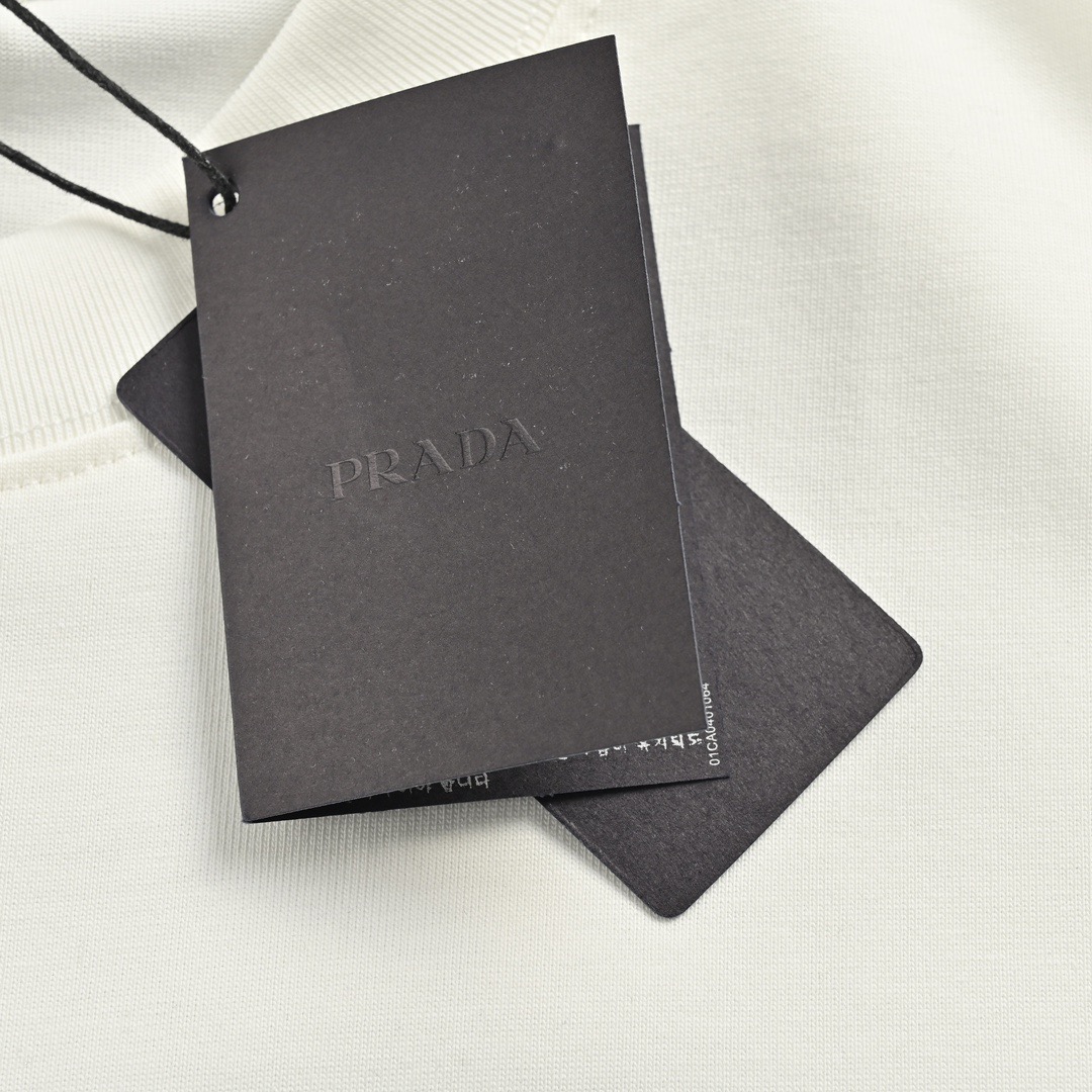 Prada/普拉达 23ss 领口三角标短袖 简约百搭经典