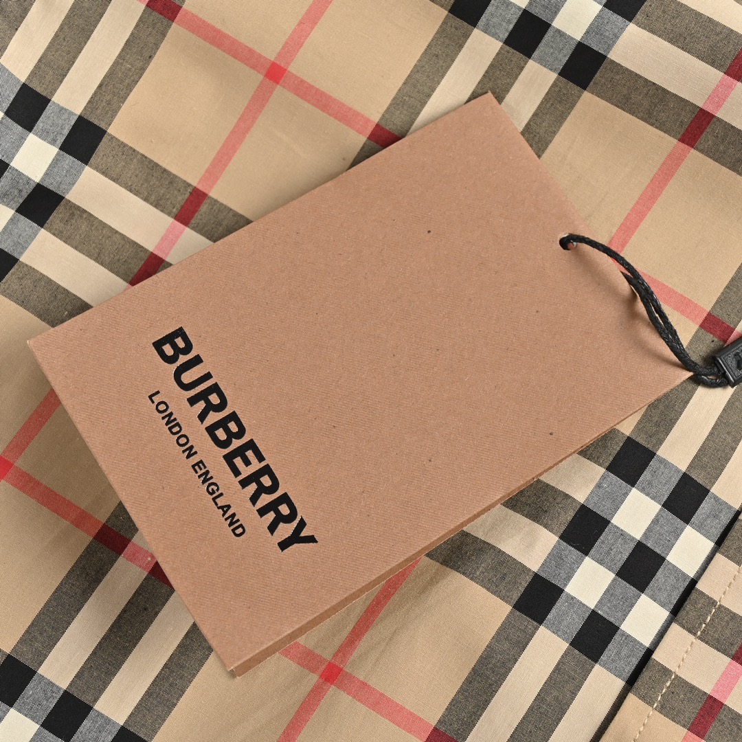 Burberry/巴宝莉 经典下摆侧边字母格纹衬衫