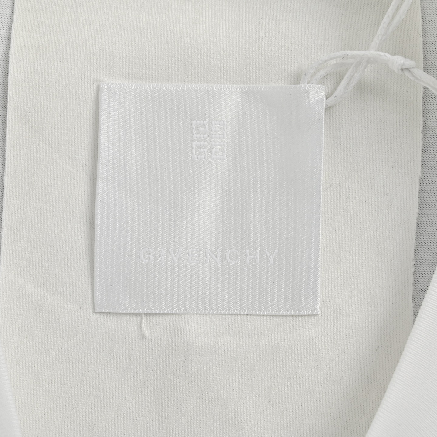 GIVENCHY/纪梵希 25ss 独角兽刺绣短袖