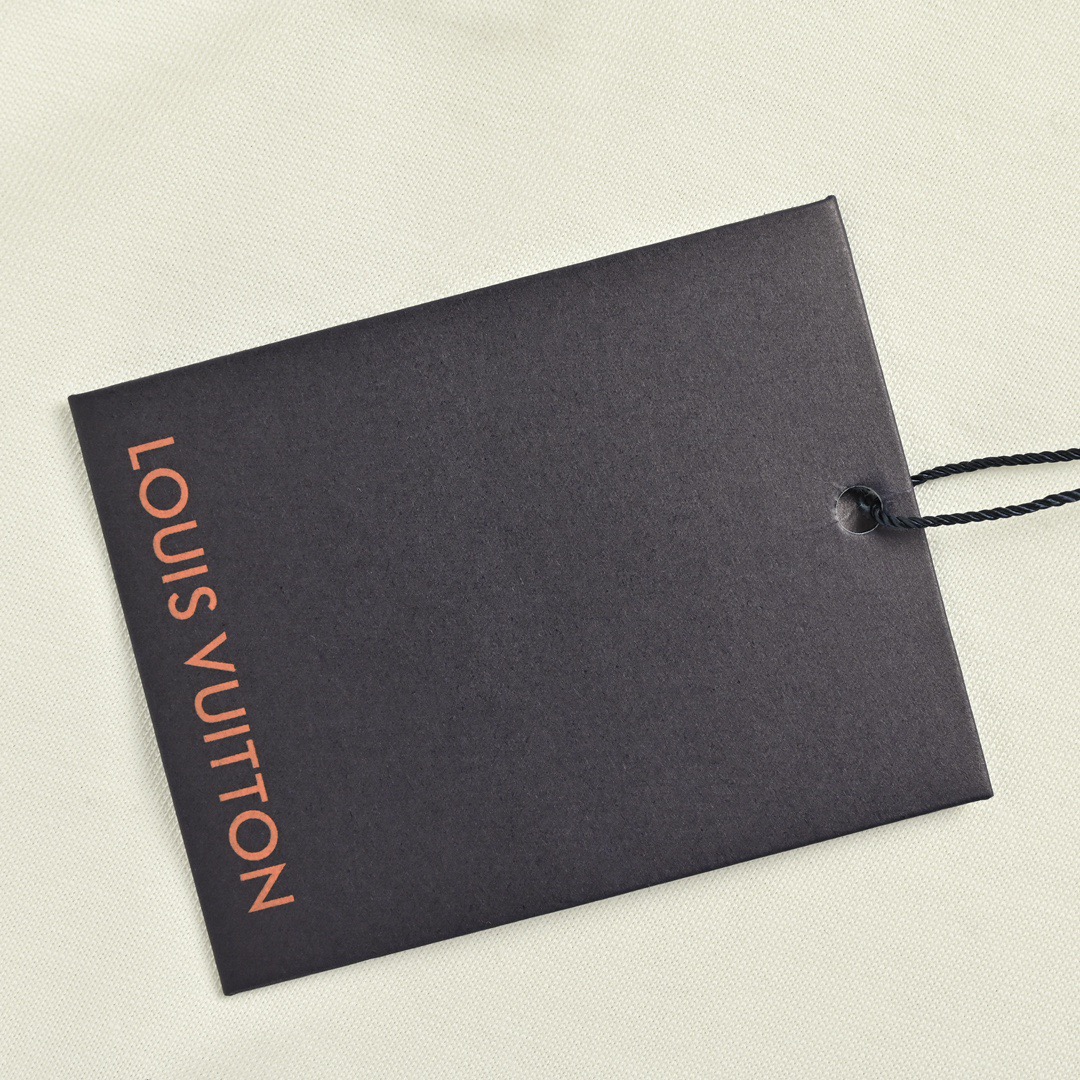 Louis Vuitton/路易威登 23ss 扭曲字母刺绣短袖