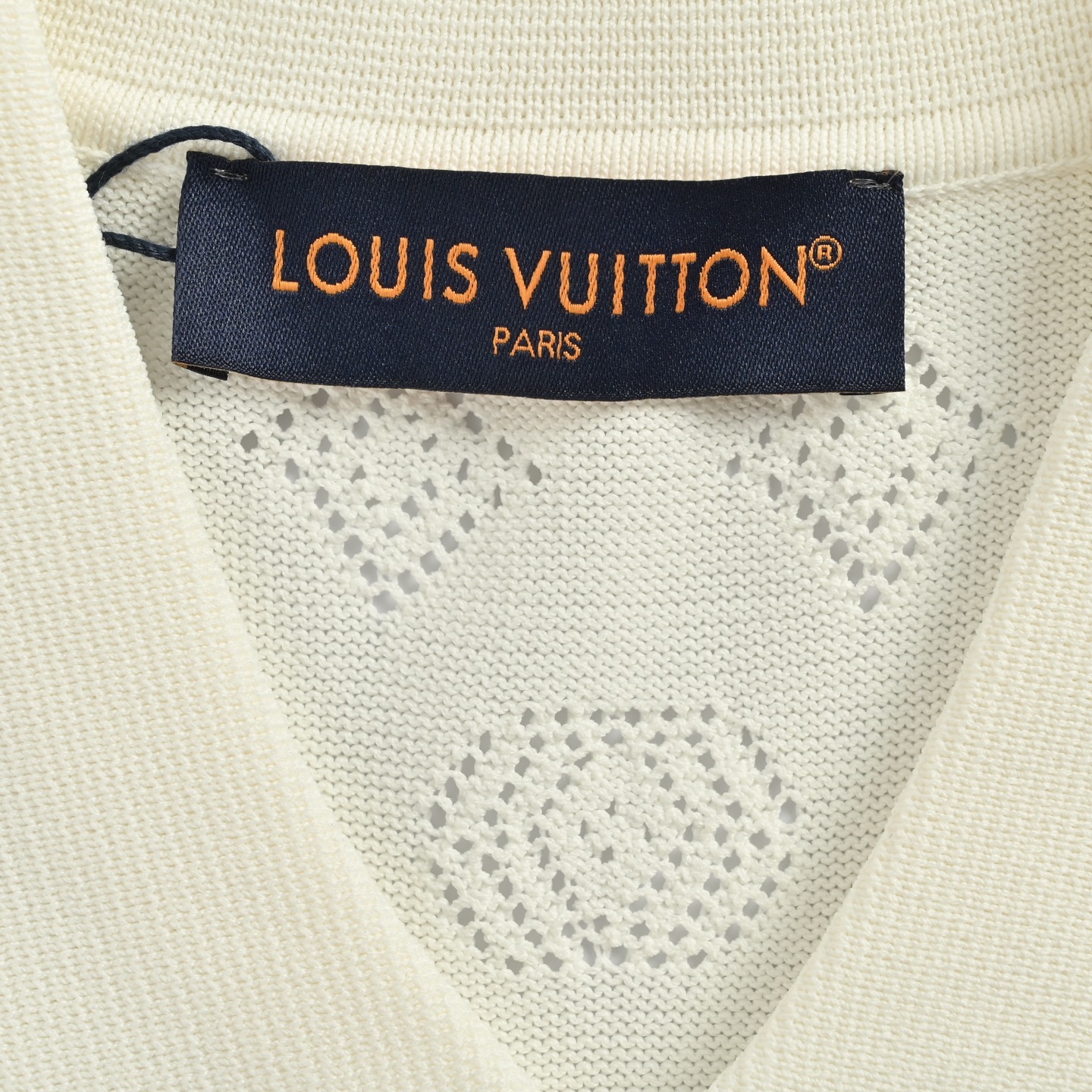 Louis Vuitton/路易威登 25ss 镂空老花提花针织衬衫-Chinese UA Cheap High Quatity Brand Clothes Bags handbags Sneakers wholesale wholesaler seller from China Factory suppliers Fashion Clothing Shoes best Quality Beautiful Price Louis Vuitton/路易威登 25ss 镂空老花提花针织衬衫