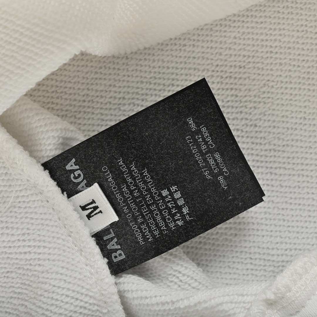 Balenciaga/巴黎世家 24ss 刺绣字母logo短裤 专柜大裤脚版型-Chinese UA Cheap High Quatity Brand Clothes Bags handbags Sneakers wholesale wholesaler seller from China Factory suppliers Fashion Clothing Shoes best Quality Beautiful Price Balenciaga/巴黎世家 24ss 刺绣字母logo短裤 专柜大裤脚版型