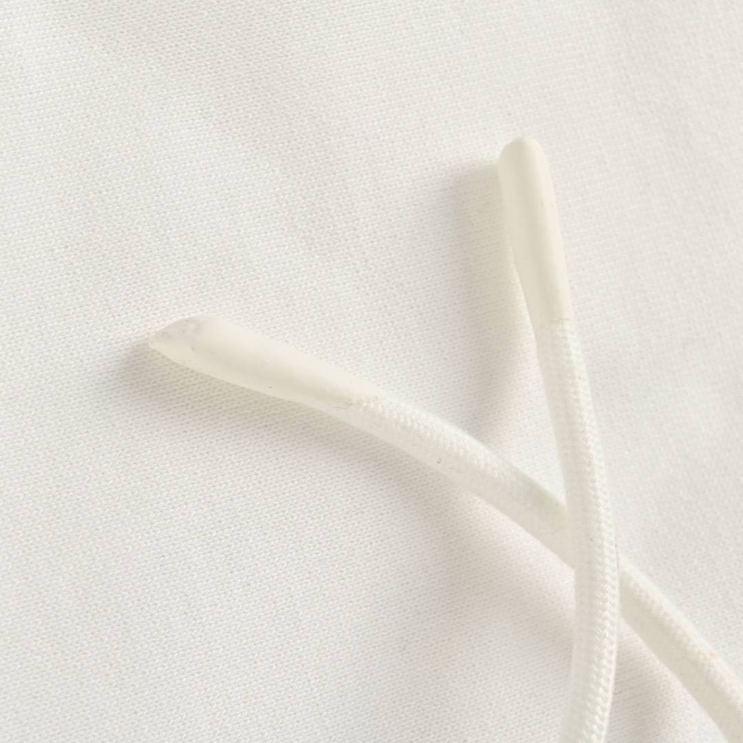 Balenciaga/巴黎世家 24ss 刺绣字母logo短裤 专柜大裤脚版型-Chinese UA Cheap High Quatity Brand Clothes Bags handbags Sneakers wholesale wholesaler seller from China Factory suppliers Fashion Clothing Shoes best Quality Beautiful Price Balenciaga/巴黎世家 24ss 刺绣字母logo短裤 专柜大裤脚版型