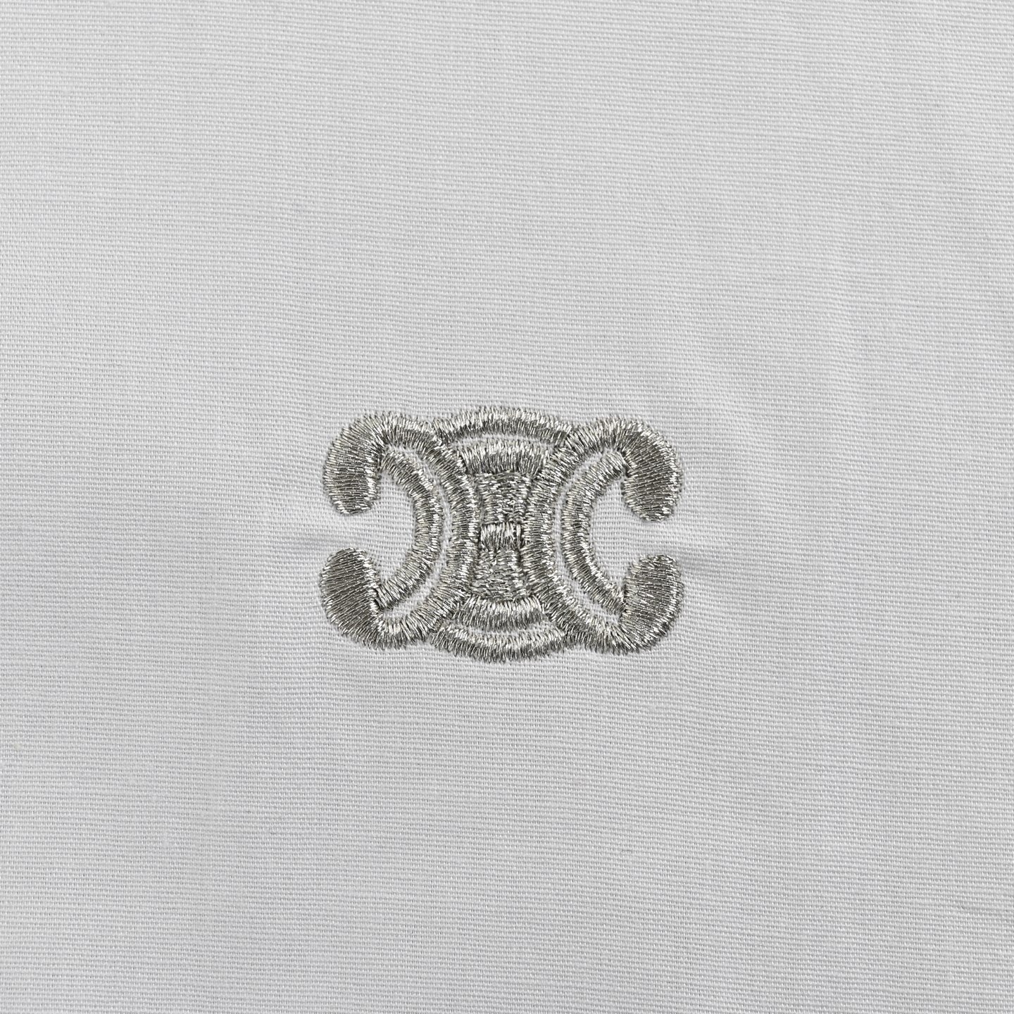 Celine/赛琳 胸口刺绣府绸衬衫-Chinese UA Cheap High Quatity Brand Clothes Bags handbags Sneakers wholesale wholesaler seller from China Factory suppliers Fashion Clothing Shoes best Quality Beautiful Price Celine/赛琳 胸口刺绣府绸衬衫