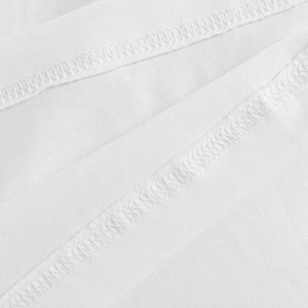 Burberry/巴宝莉 经典格子袖拼接短袖-Chinese UA Cheap High Quatity Brand Clothes Bags handbags Sneakers wholesale wholesaler seller from China Factory suppliers Fashion Clothing Shoes best Quality Beautiful Price Burberry/巴宝莉 经典格子袖拼接短袖