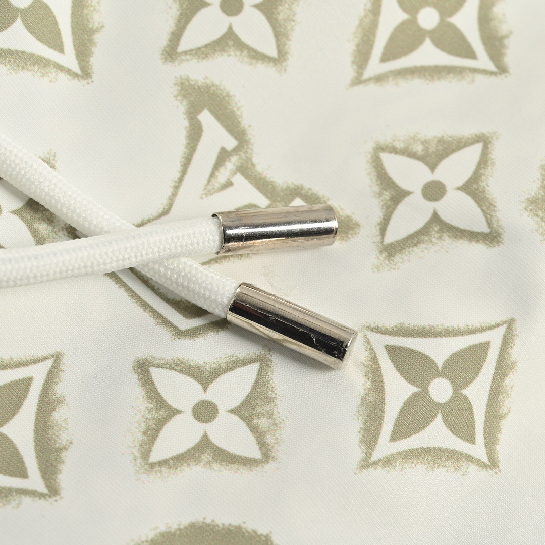 Louis Vuitton/路易威登 24ss 满印老花做旧短裤-Chinese UA Cheap High Quatity Brand Clothes Bags handbags Sneakers wholesale wholesaler seller from China Factory suppliers Fashion Clothing Shoes best Quality Beautiful Price Louis Vuitton/路易威登 24ss 满印老花做旧短裤