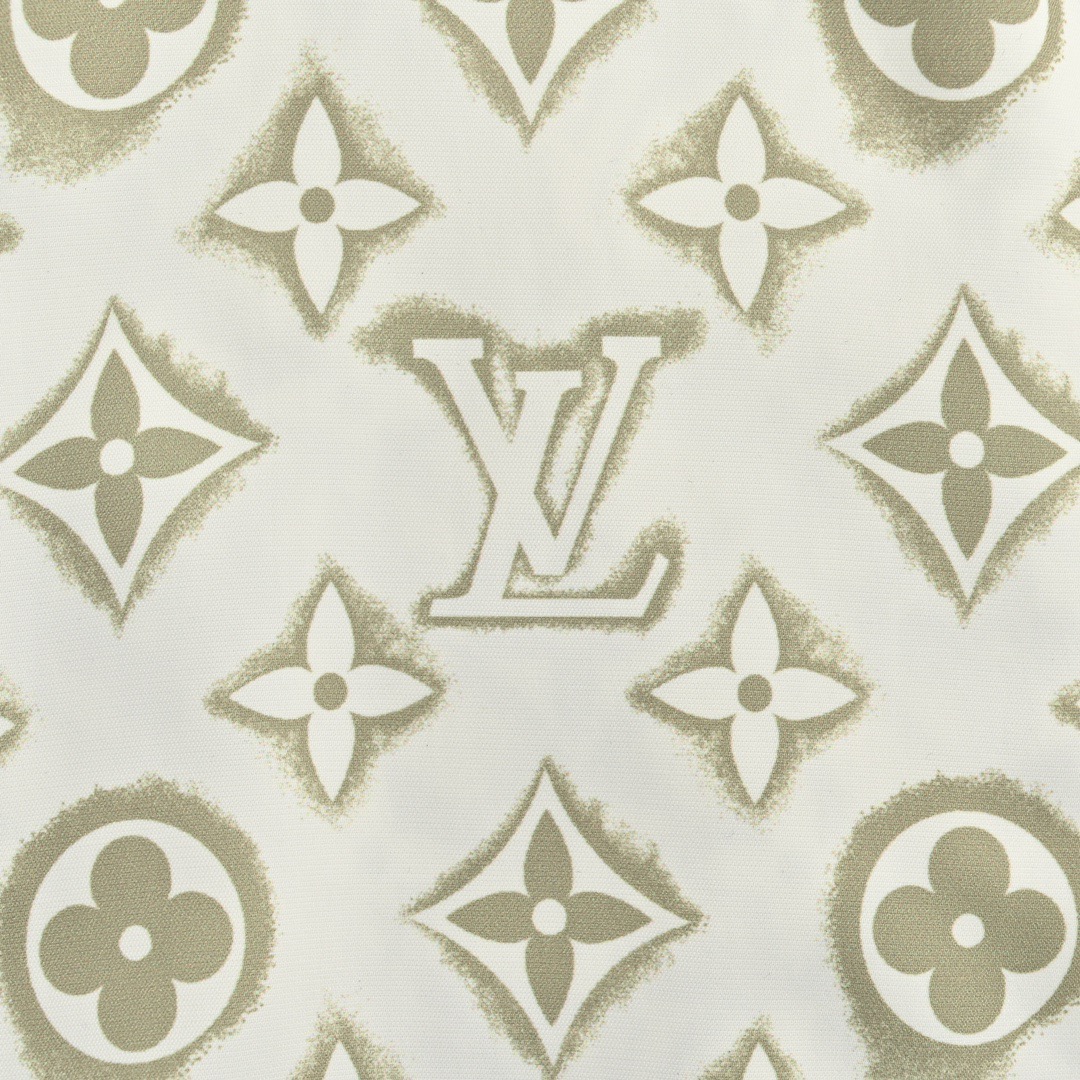 Louis Vuitton/路易威登 24ss 满印老花做旧短裤-Chinese UA Cheap High Quatity Brand Clothes Bags handbags Sneakers wholesale wholesaler seller from China Factory suppliers Fashion Clothing Shoes best Quality Beautiful Price Louis Vuitton/路易威登 24ss 满印老花做旧短裤