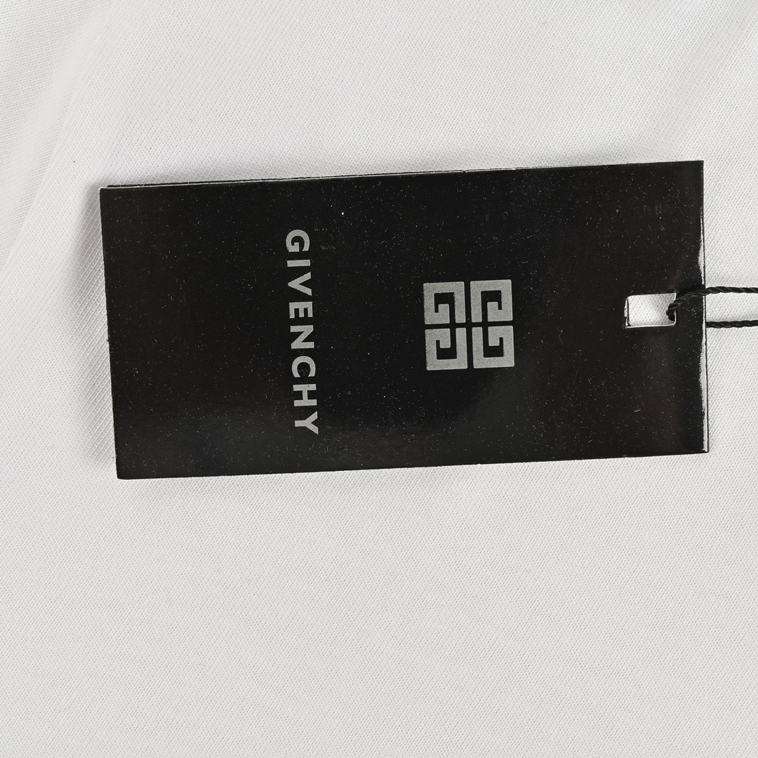 GIVENCHY/纪梵希 24ss 大白鲨印花短袖-Chinese UA Cheap High Quatity Brand Clothes Bags handbags Sneakers wholesale wholesaler seller from China Factory suppliers Fashion Clothing Shoes best Quality Beautiful Price GIVENCHY/纪梵希 24ss 大白鲨印花短袖