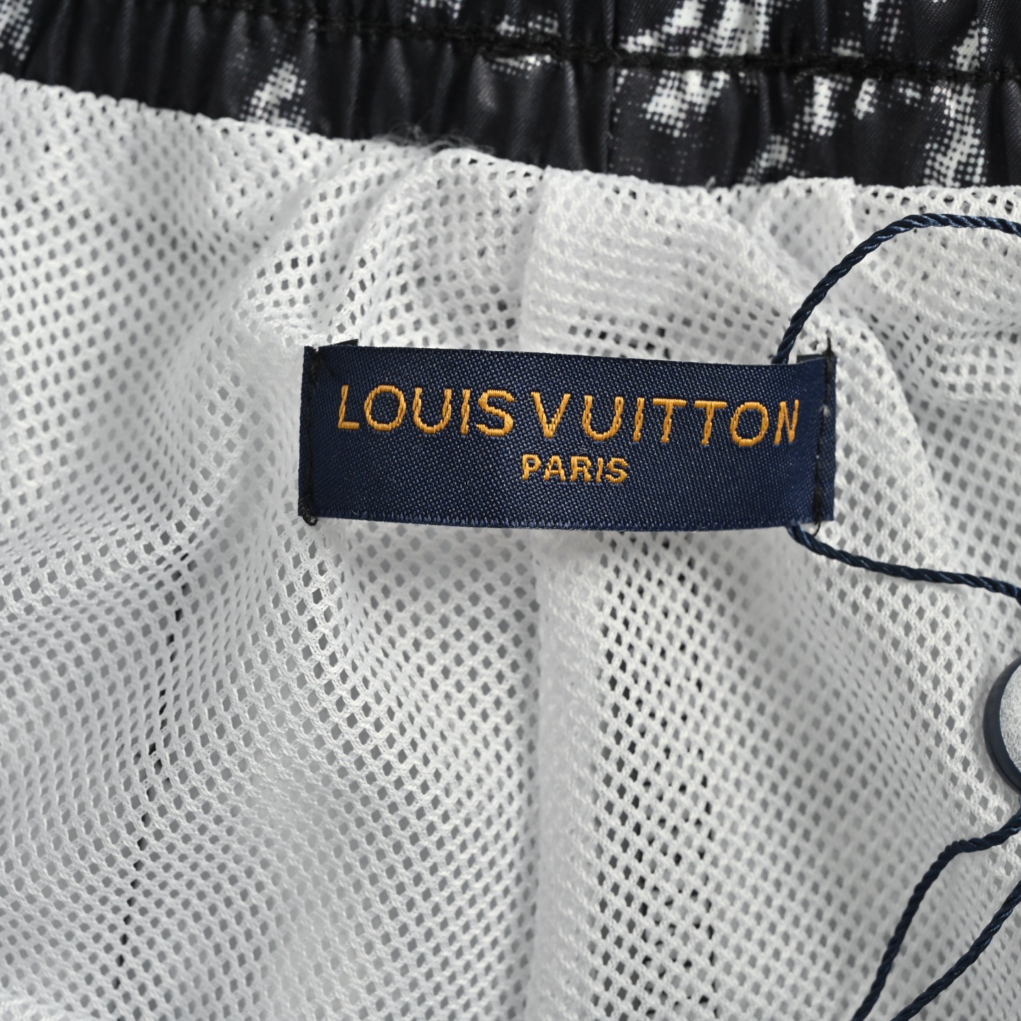 Louis Vuitton/路易威登 25ss 水墨渲染老花沙滩短裤-Chinese UA Cheap High Quatity Brand Clothes Bags handbags Sneakers wholesale wholesaler seller from China Factory suppliers Fashion Clothing Shoes best Quality Beautiful Price Louis Vuitton/路易威登 25ss 水墨渲染老花沙滩短裤
