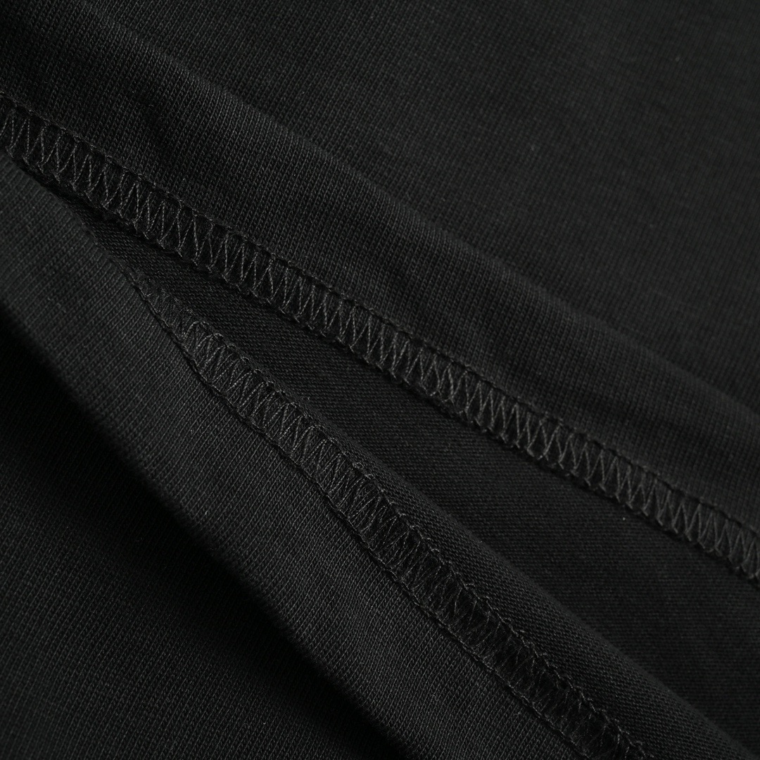 Burberry/巴宝莉 24ss 格纹领拼接刺绣字母短袖-Chinese UA Cheap High Quatity Brand Clothes Bags handbags Sneakers wholesale wholesaler seller from China Factory suppliers Fashion Clothing Shoes best Quality Beautiful Price Burberry/巴宝莉 24ss 格纹领拼接刺绣字母短袖