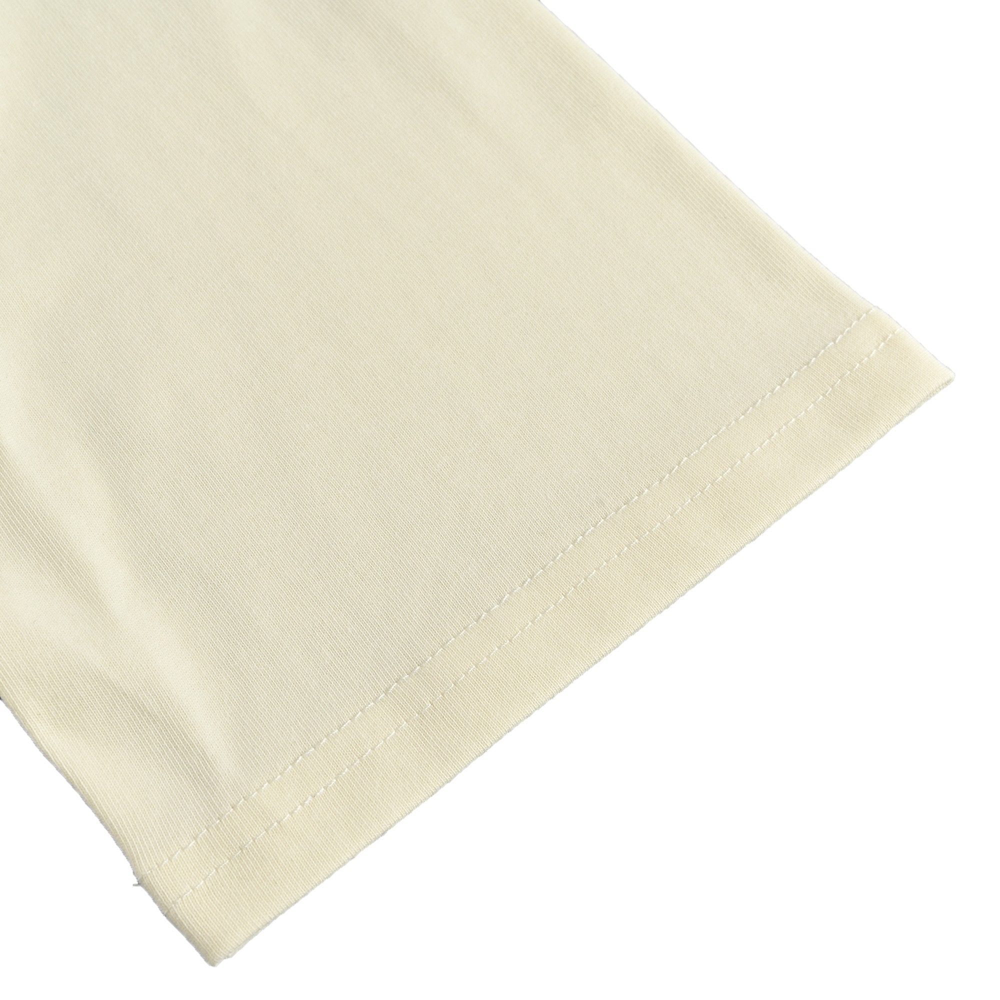 Gucci/古驰 23ss 老花兔贴布刺绣短袖-Chinese UA Cheap High Quatity Brand Clothes Bags handbags Sneakers wholesale wholesaler seller from China Factory suppliers Fashion Clothing Shoes best Quality Beautiful Price Gucci/古驰 23ss 老花兔贴布刺绣短袖