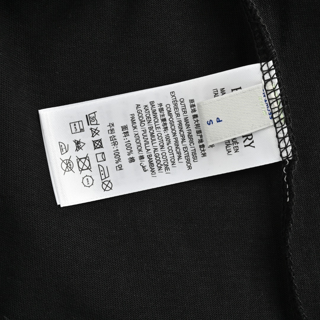 Burberry/巴宝莉 24ss 肩膀战马印花短袖-Chinese UA Cheap High Quatity Brand Clothes Bags handbags Sneakers wholesale wholesaler seller from China Factory suppliers Fashion Clothing Shoes best Quality Beautiful Price Burberry/巴宝莉 24ss 肩膀战马印花短袖