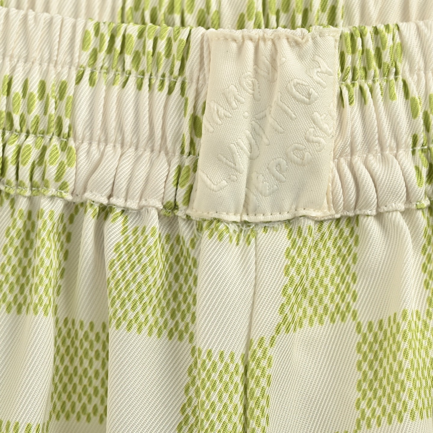 Louis Vuitton/路易威登 渐变棋盘格短裤 LV新款桑蚕丝短裤-Chinese UA Cheap High Quatity Brand Clothes Bags handbags Sneakers wholesale wholesaler seller from China Factory suppliers Fashion Clothing Shoes best Quality Beautiful Price Louis Vuitton/路易威登 渐变棋盘格短裤 LV新款桑蚕丝短裤