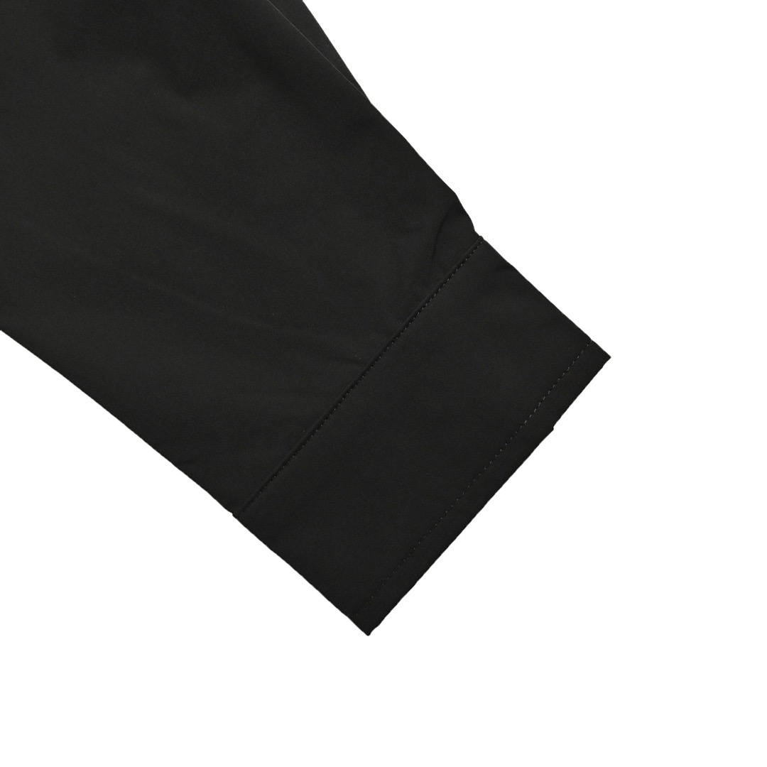 Prada/普拉达 24Fw 经典口袋三角标衬衫 黑色/白色-High Quatity Cheap Brand wholesale wholesaler seller Clothes Bags handbags Sneakers Top Fashion Clothing Shoes from China Factory Chinese suppliers best Quality Beautiful Price Prada/普拉达 24Fw 经典口袋三角标衬衫 黑色/白色