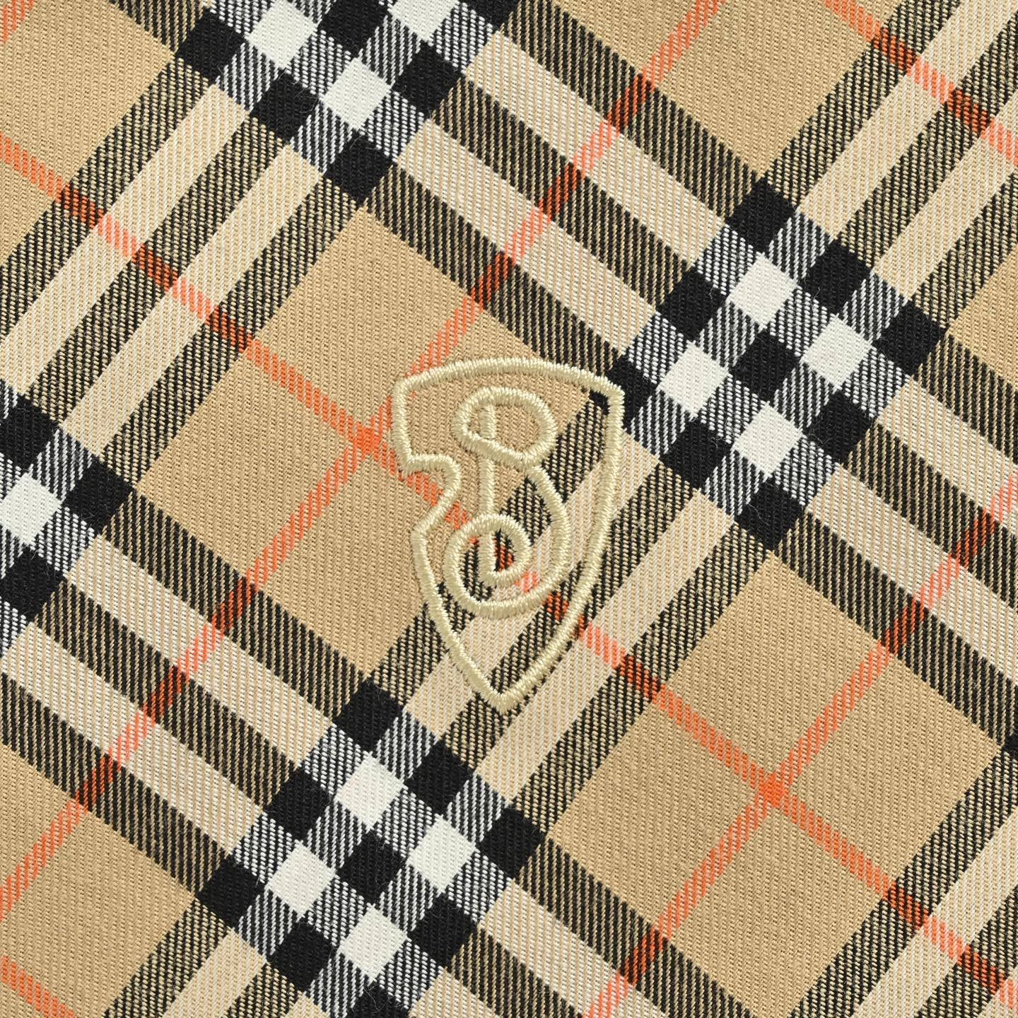 Burberry/巴宝莉 25ss 盾牌刺绣斜格纹衬衫-Chinese UA Cheap High Quatity Brand Clothes Bags handbags Sneakers wholesale wholesaler seller from China Factory suppliers Fashion Clothing Shoes best Quality Beautiful Price Burberry/巴宝莉 25ss 盾牌刺绣斜格纹衬衫