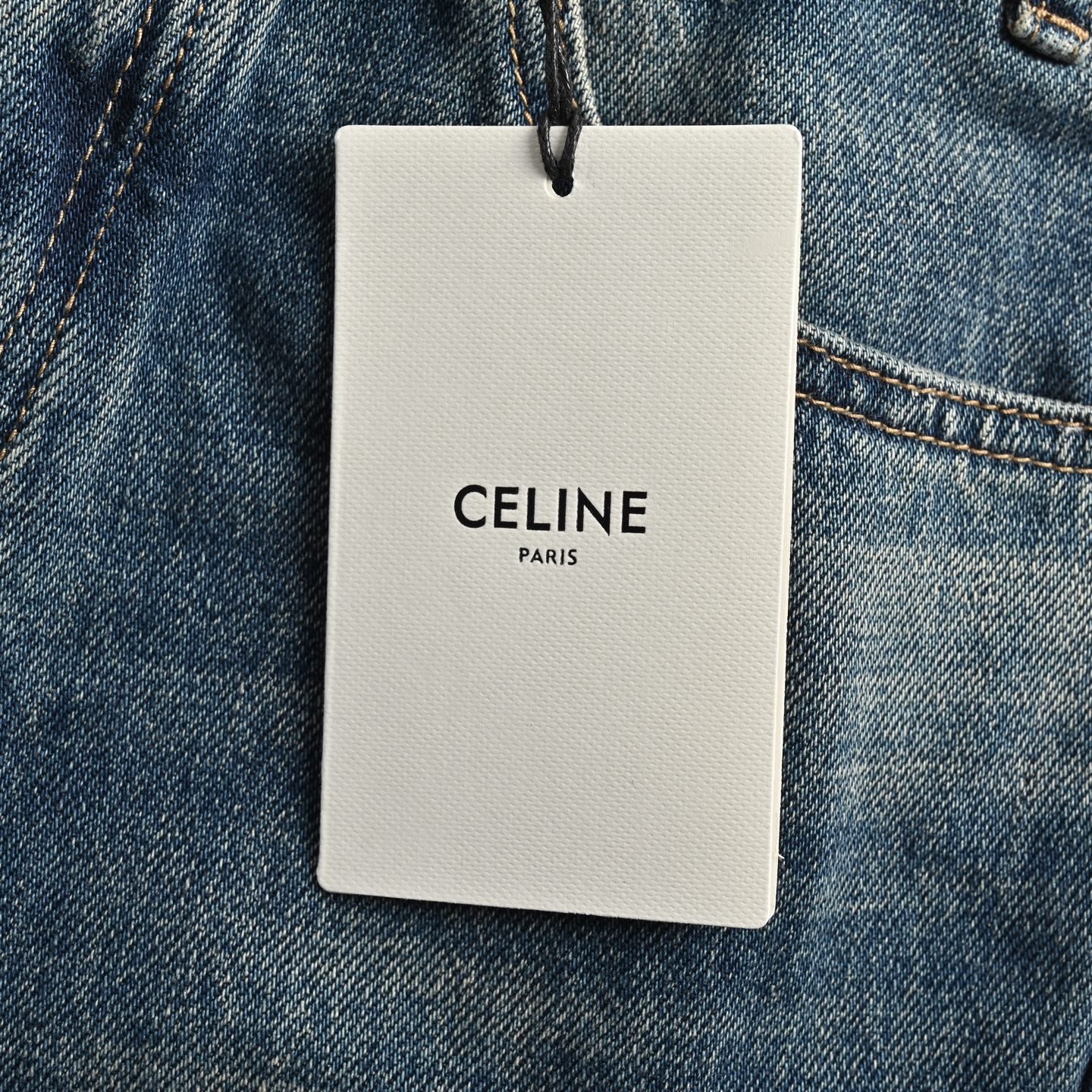 Celine/赛琳 水洗微喇牛仔裤