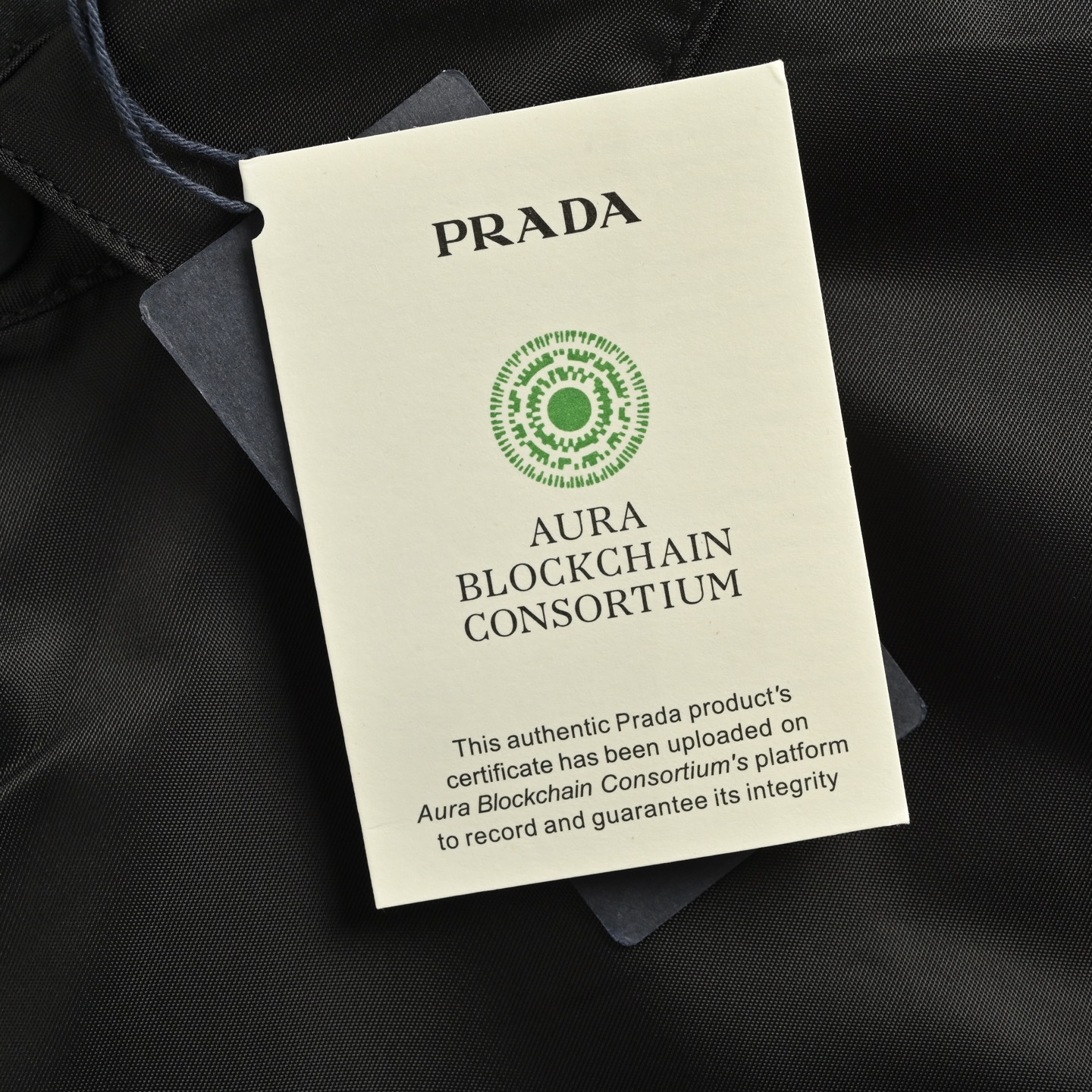 Prada/普拉达 尼龙三角标衬衫夹克外套-Chinese UA Cheap High Quatity Brand Clothes Bags handbags Sneakers wholesale wholesaler seller from China Factory suppliers Fashion Clothing Shoes best Quality Beautiful Price Prada/普拉达 尼龙三角标衬衫夹克外套